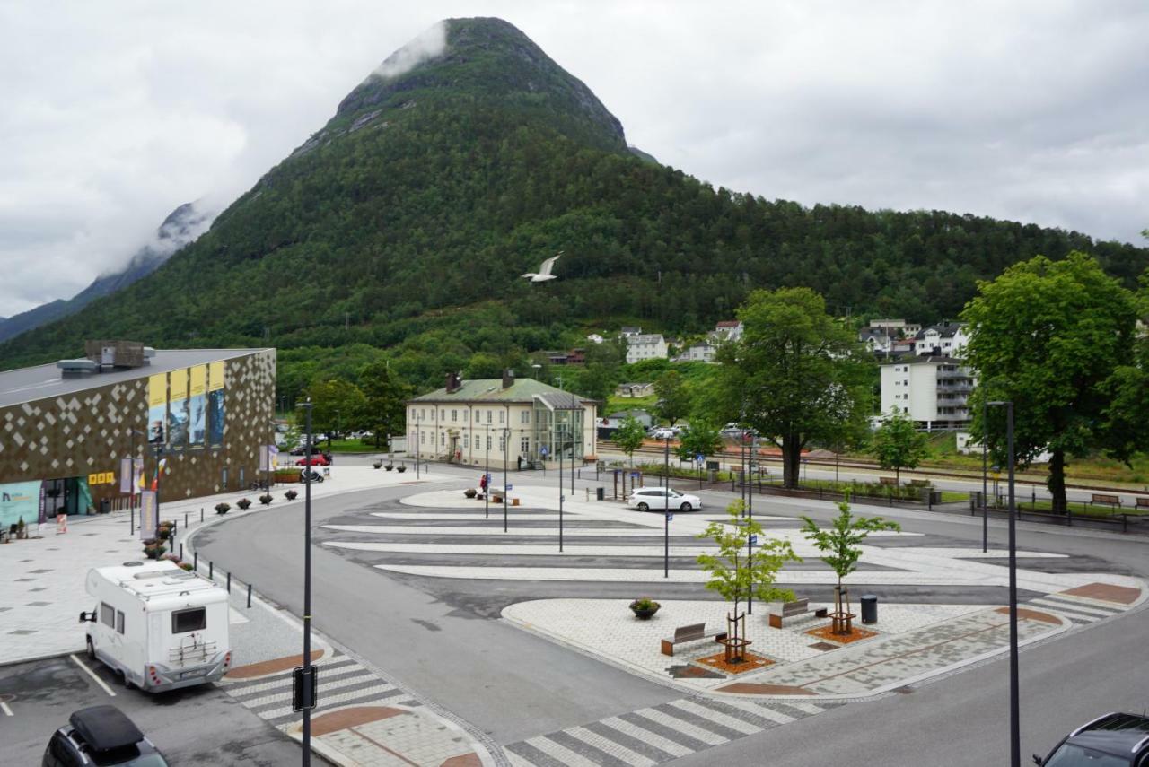 Andalsnes Sentrum Apartment No2 Kültér fotó